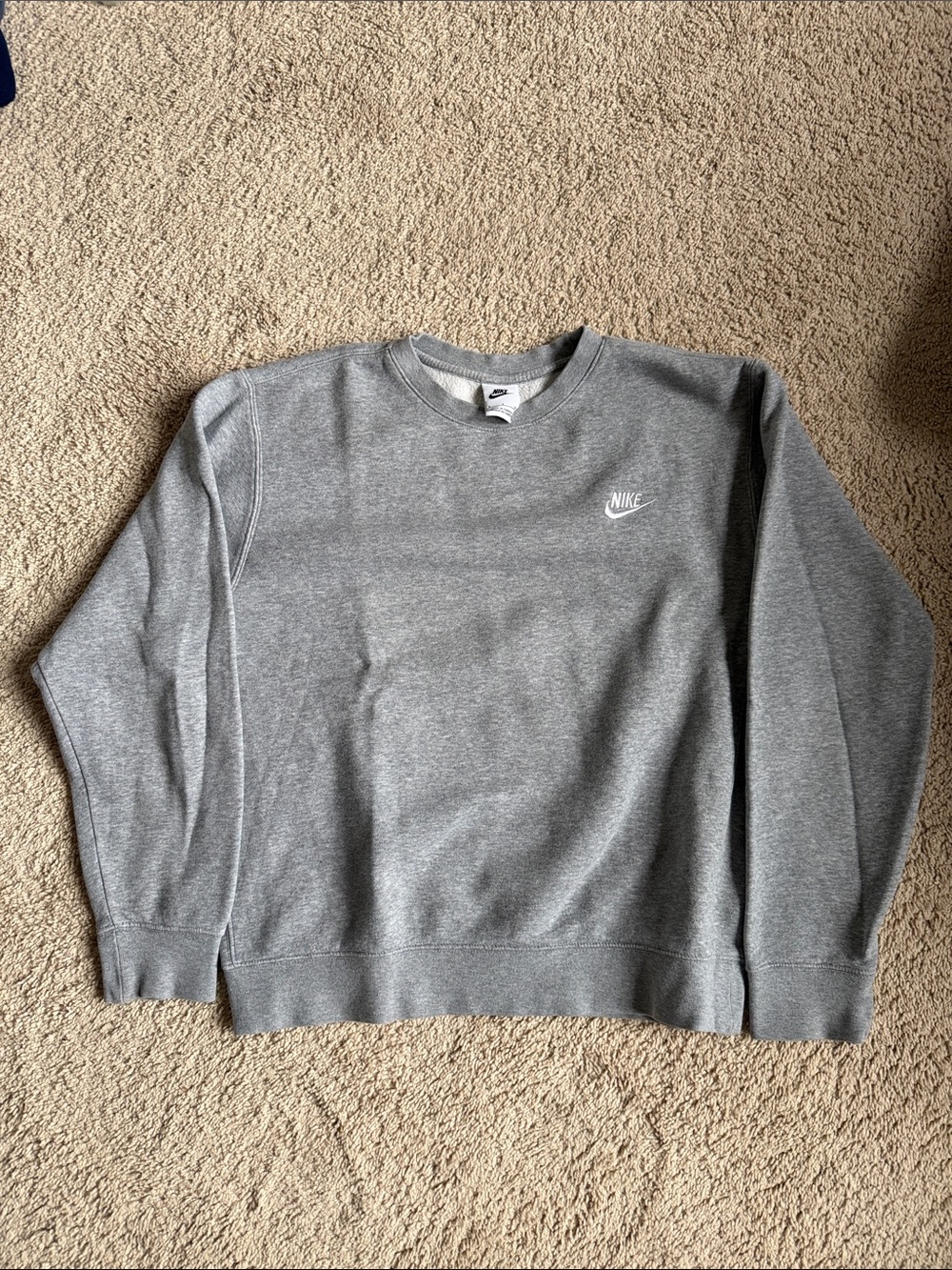 Nike Men's Heather Gray Crewneck Sweatshirt